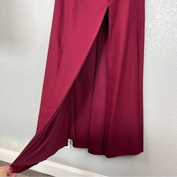 Dessy Collection NWT High-Neck Backless Crepe Trumpet Gown, Burgundy Red 10 - Picture 6 of 12